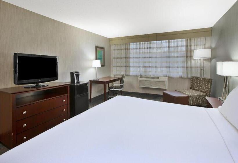 اتاق استاندارد با تخت بزرگ, Holiday Inn Columbus Dwtn Capitol Square, An Ihg