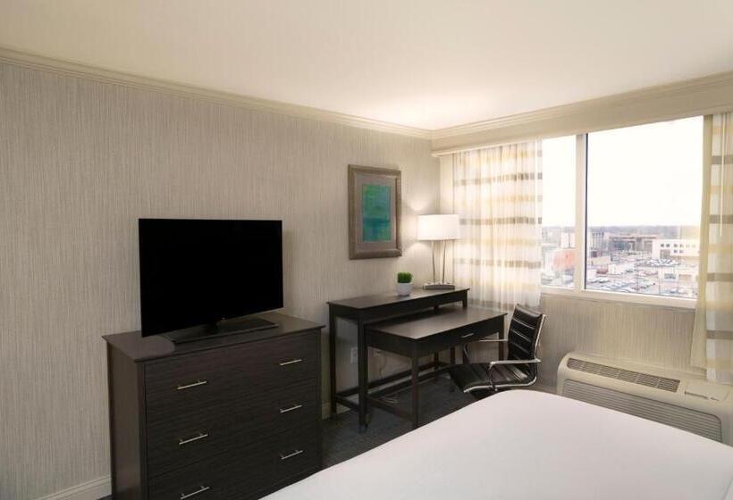 سوئیت با تخت بزرگ, Holiday Inn Columbus Dwtn Capitol Square, An Ihg
