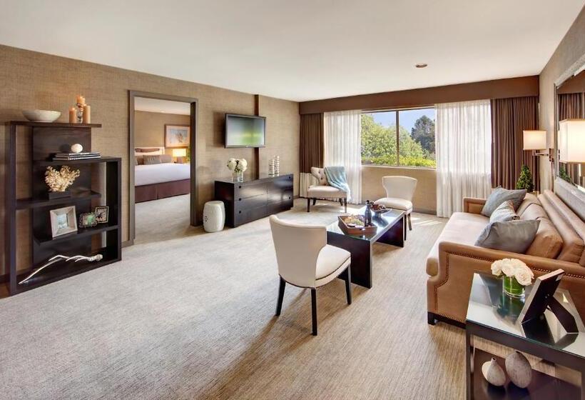 Suite, Luxe Sunset Boulevard