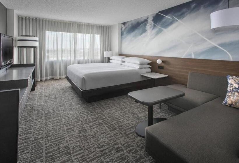 اتاق استاندارد با تخت بزرگ, Newark Liberty International Airport Marriott