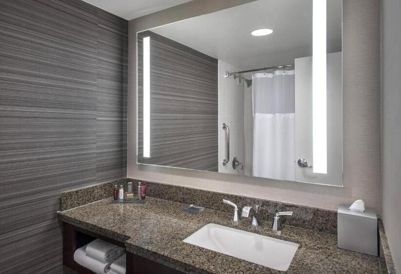 اتاق استاندارد با 2 تخت دوبل, Newark Liberty International Airport Marriott