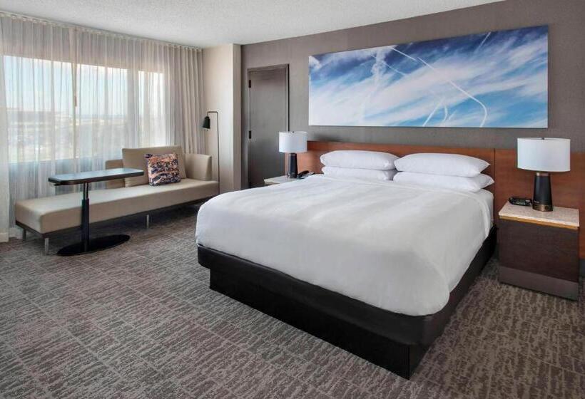 اتاق لوکس با تخت بزرگ, Newark Liberty International Airport Marriott