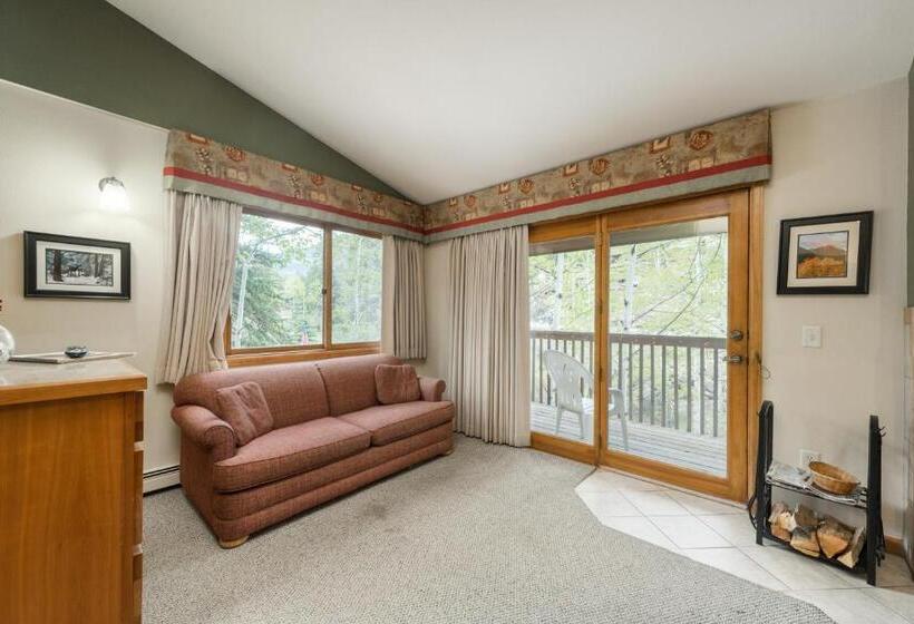 اتاق لوکس سه تخته, Ponderosa Lodge