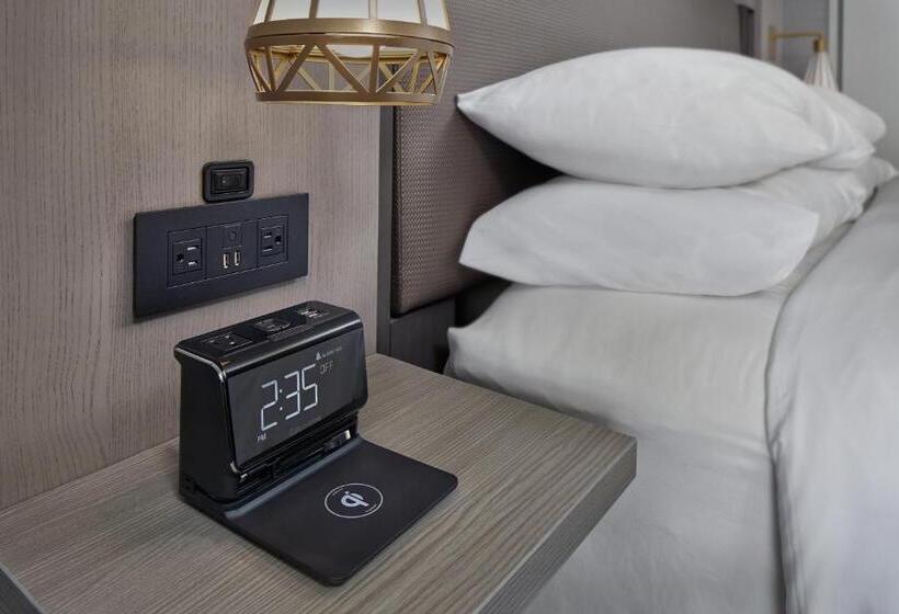 اتاق استاندارد با 2 تخت دوبل, Marriott Providence Downtown