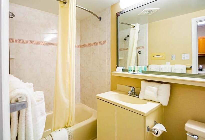 اتاق استاندارد, Quality Inn Oceanfront