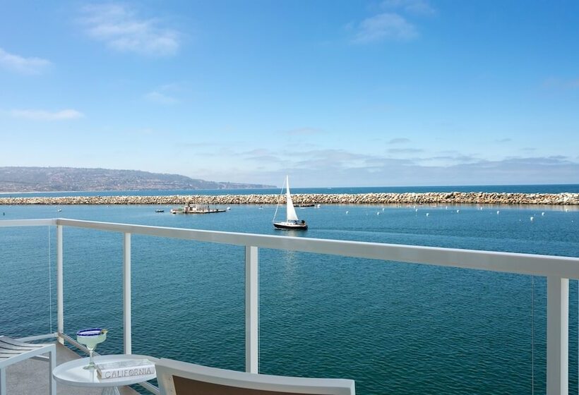اتاق لوکس با تخت بزرگ, Portofino Hotel & Marina