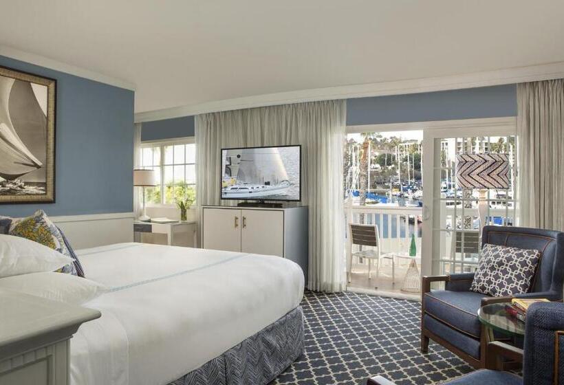 استودیو استاندارد با چشم‌انداز, Portofino Hotel & Marina
