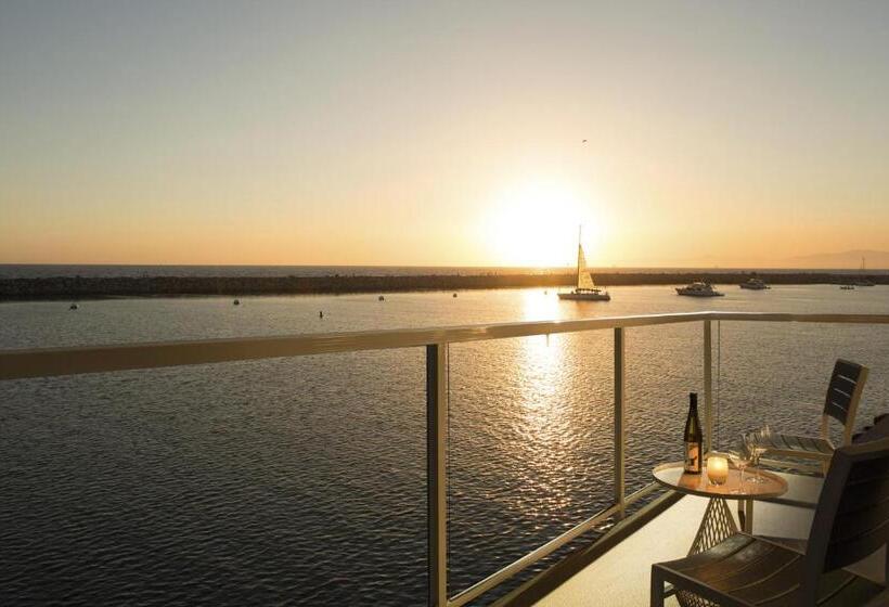استودیوی استاندارد با چشم‌انداز دریا, Portofino Hotel & Marina