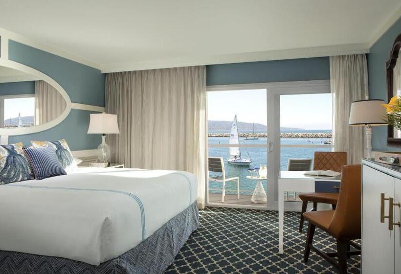 استودیوی استاندارد با چشم‌انداز دریا, Portofino Hotel & Marina