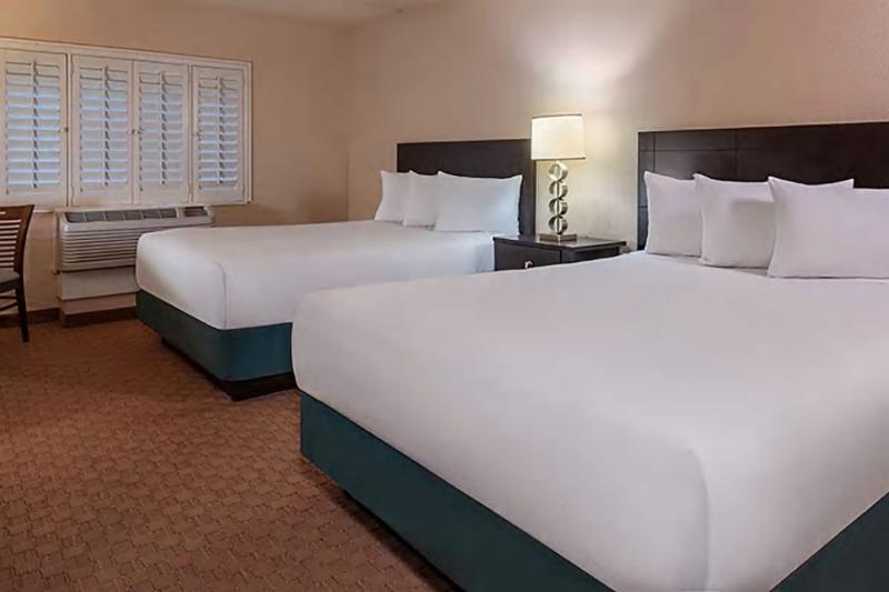 اتاق لوکس, Tropicana Laughlin