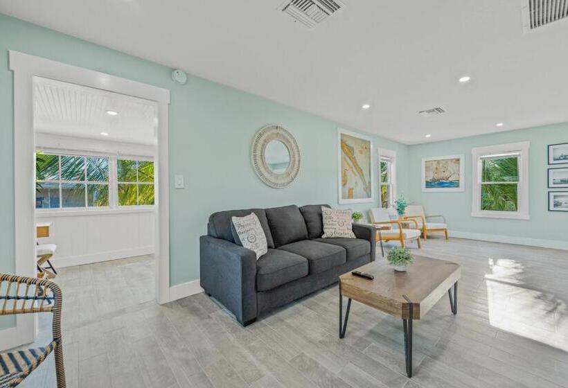 سوئیت 2 خوابه, Pelican Post At Anna Maria Island Inn