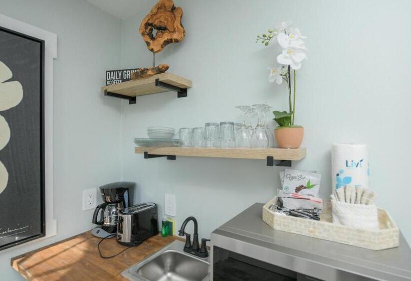 سوئیت 2 خوابه, Pelican Post At Anna Maria Island Inn