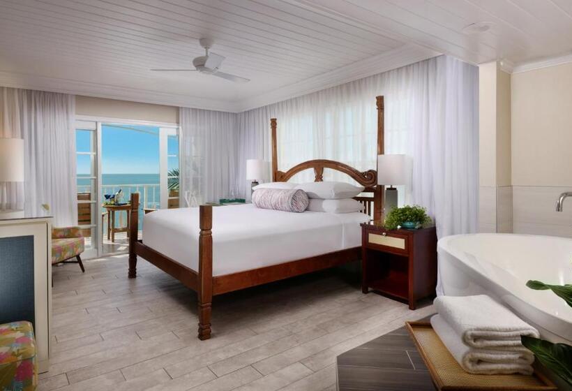 اتاق لوکس با تخت بزرگ, Ocean Key Resort & Spa