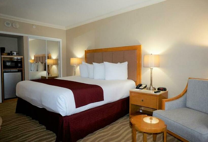 اتاق استاندارد با تخت بزرگ, Ocean Sky Hotel & Resort