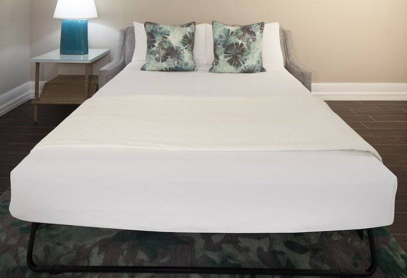 سوییت جونیور, Pier House Resort & Spa