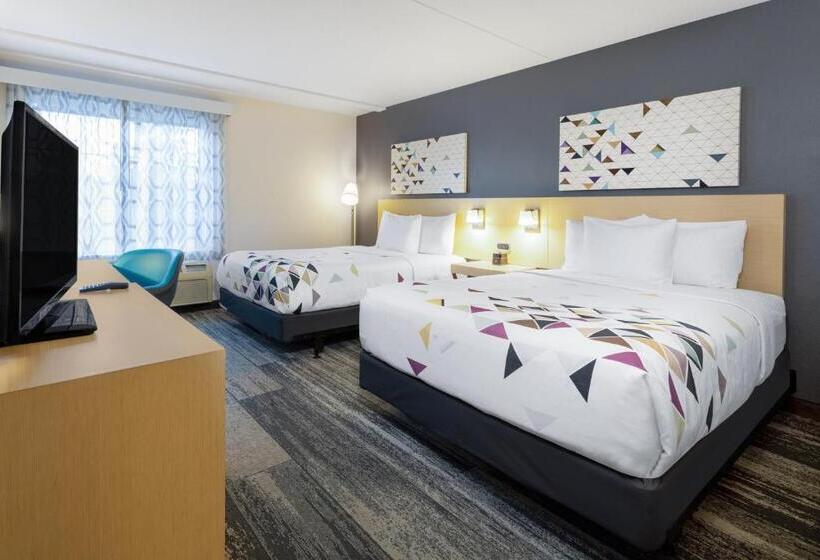 Chambre Standard, Baymont By Wyndham White Plains  Elmsford