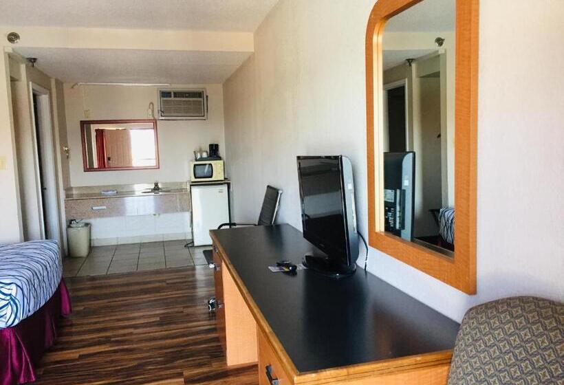 اتاق خانوادگی, Bear Mount Inn & Suites