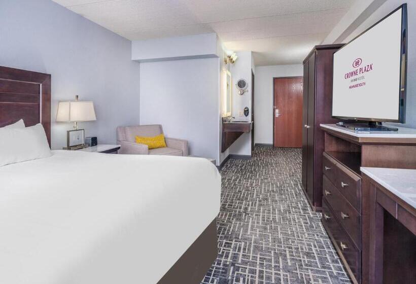 适合残疾人士使用的带超级大床的标准间, Crowne Plaza Milwaukee South, An Ihg