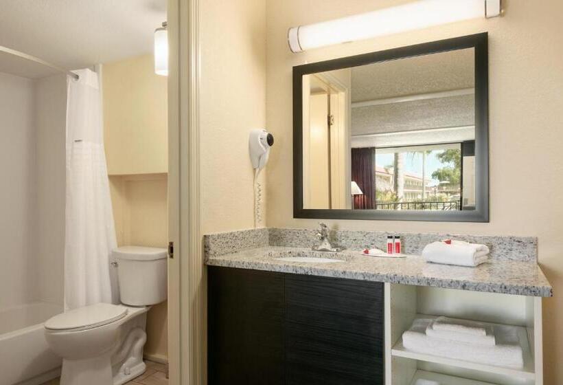 Habitació Deluxe Adaptada per a persones amb mobilitat reduïda, Days Inn By Wyndham Clearwater/central