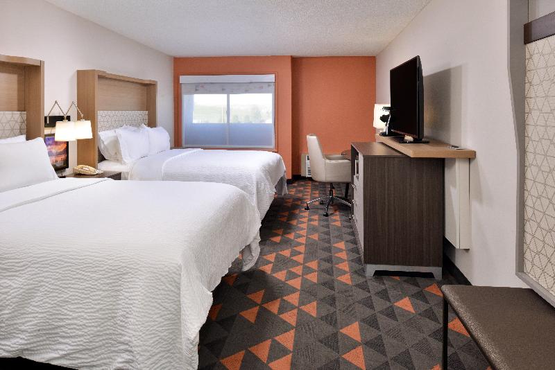 اتاق استاندارد با چشم‌انداز استخر, Holiday Inn Great Falls Convention Center, An Ihg