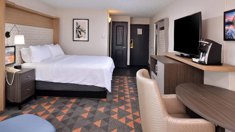 اتاق استاندارد با تخت بزرگ, Holiday Inn Great Falls Convention Center, An Ihg