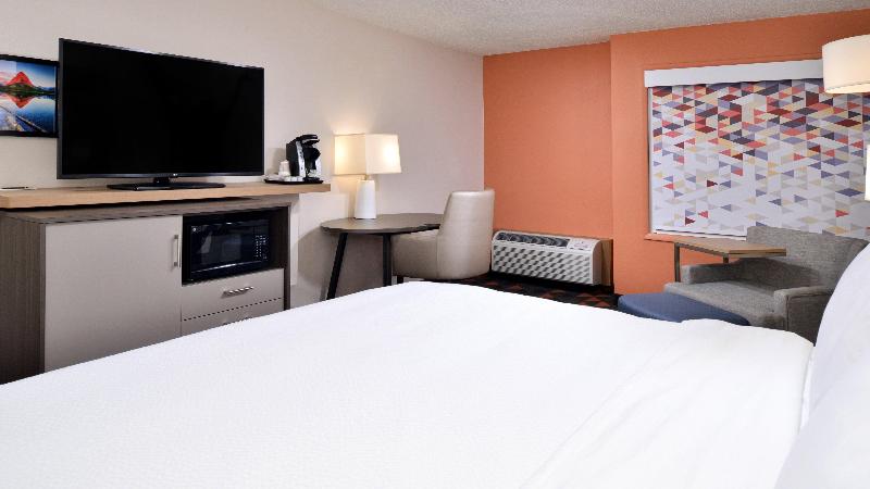 اتاق استاندارد با تخت بزرگ برای معلولان, Holiday Inn Great Falls Convention Center, An Ihg
