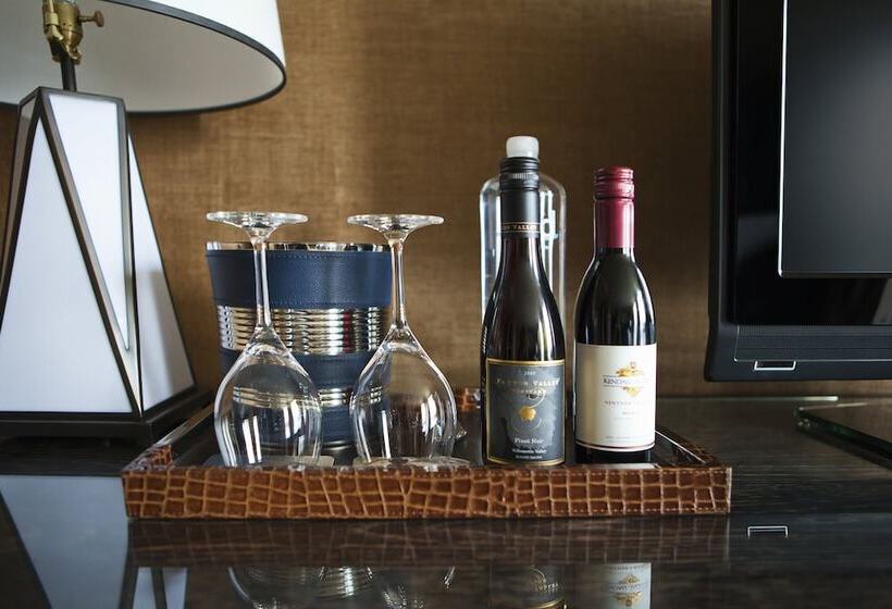 سوییت, Kimpton Riverplace Hotel, An Ihg