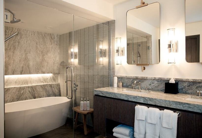 سوییت, Kimpton Riverplace Hotel, An Ihg