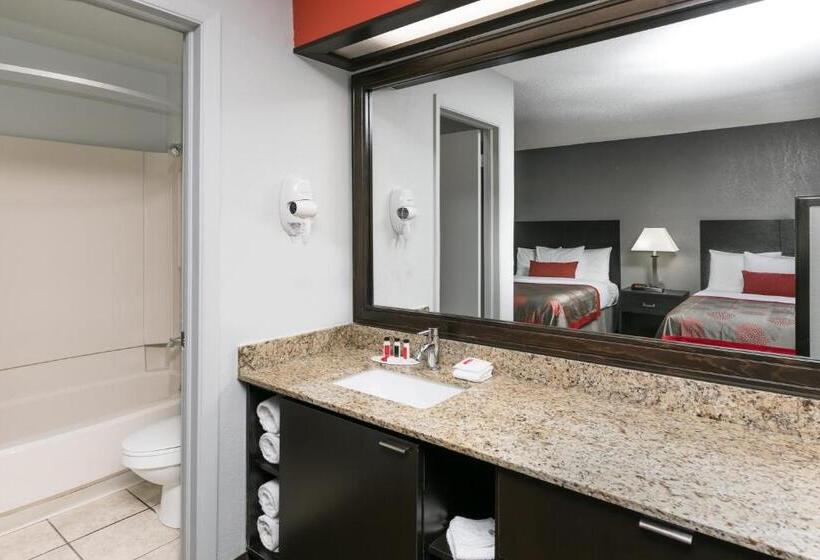 سوییت, Ramada By Wyndham El Paso