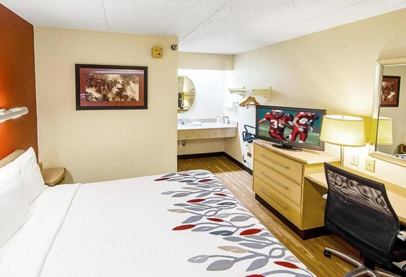 اتاق استاندارد با تخت بزرگ, Red Roof Inn Erie – I 90