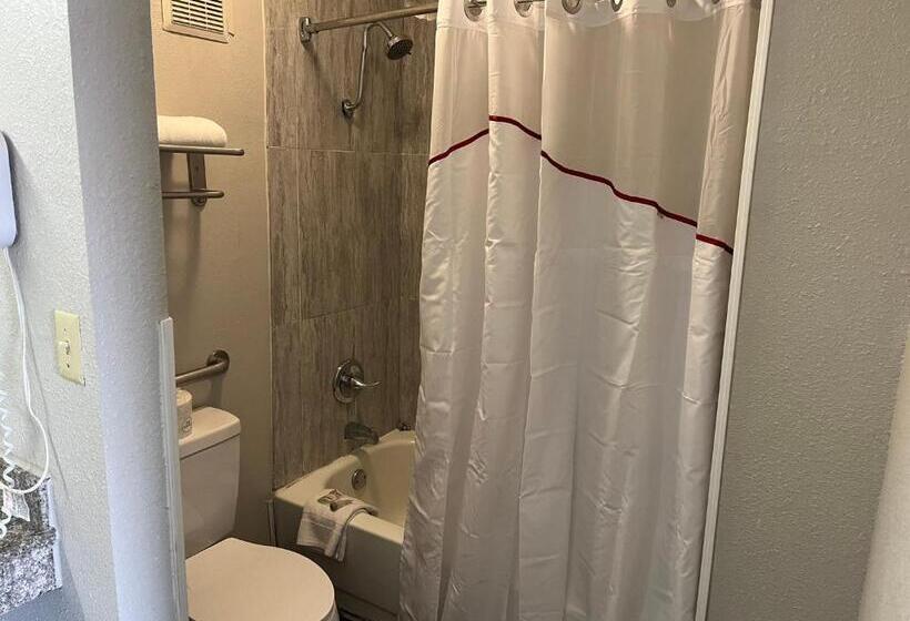장애인용 디럭스룸, Red Roof Inn Kimball, Tn I 24