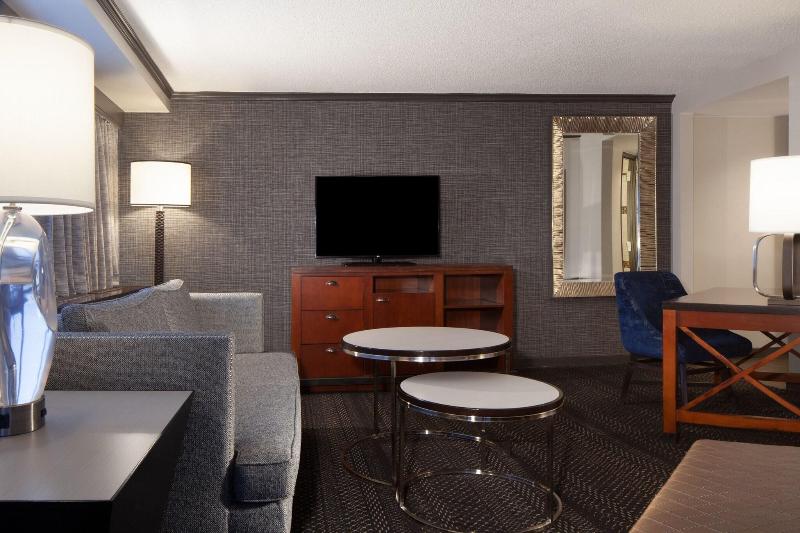 סוויטת ג'וניור, Sheraton Anchorage