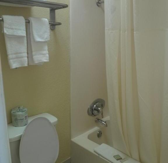 اتاق استاندارد, Super 8 By Wyndham Kerrville Tx