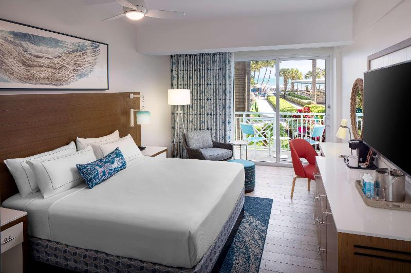 اتاق استاندارد, The Reach Key West, Curio Collection By Hilton