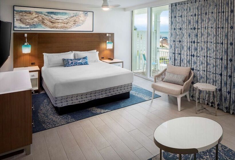 استودیوی استاندارد با تخت دوبل, The Reach Key West, Curio Collection By Hilton