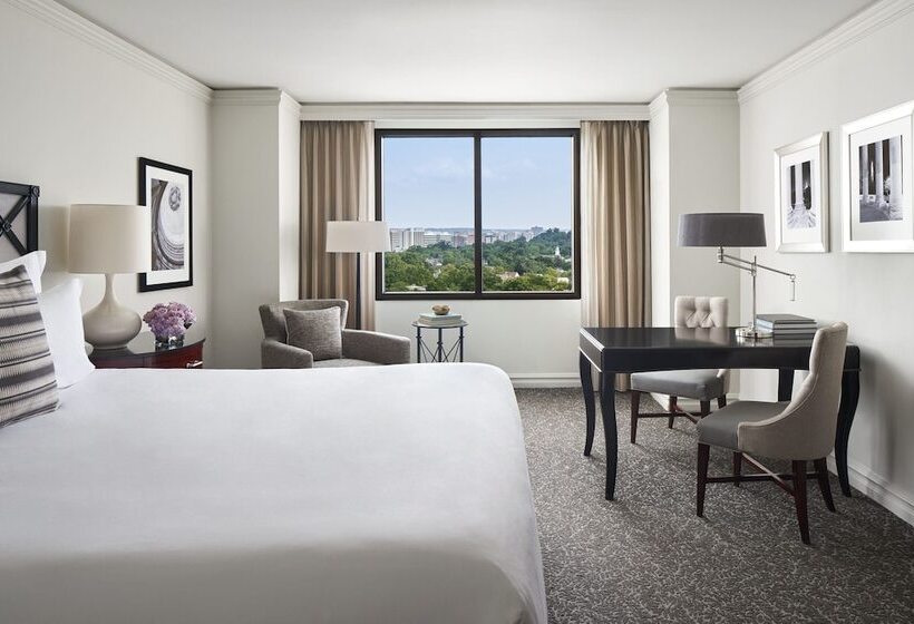 Deluxe Room, The Ritzcarlton, Pentagon City