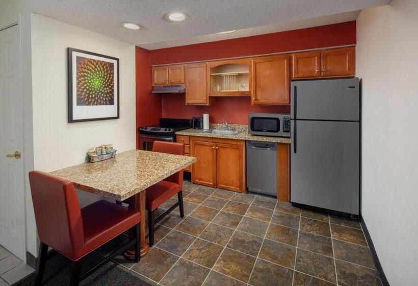 استودیوی استاندارد, Residence Inn Binghamton