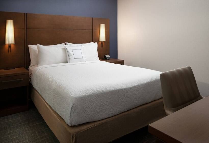 Standard Studio Double Bed, Residence Inn Las Vegas Convention Center
