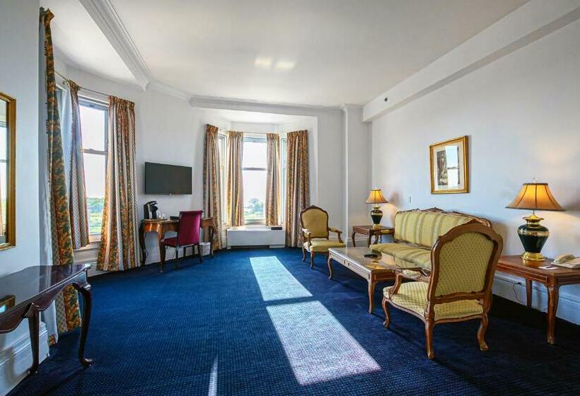 سوییت, Congress Plaza Hotel Chicago