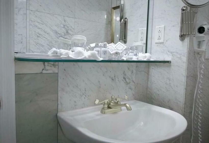 سوییت, Congress Plaza Hotel Chicago