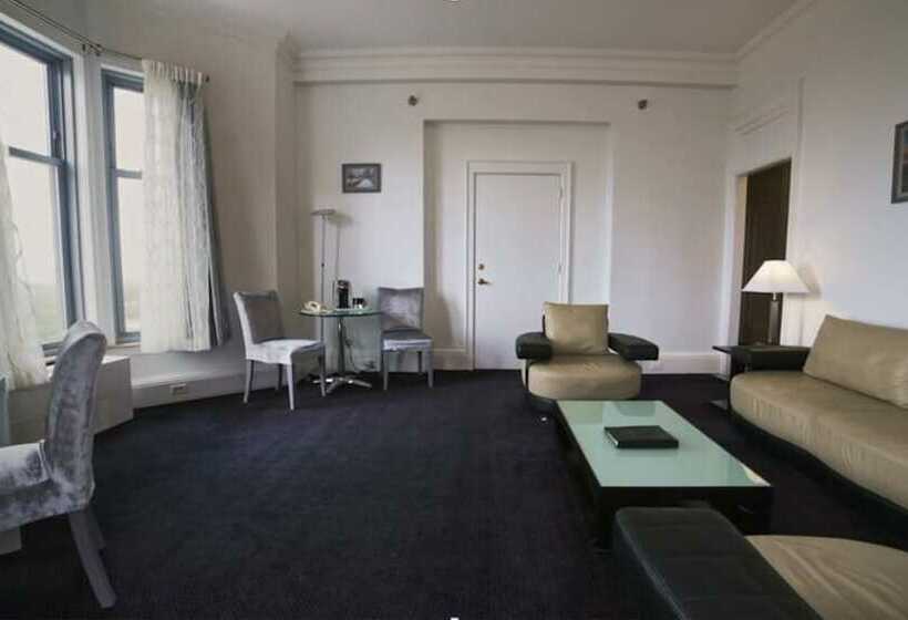 سوییت, Congress Plaza Hotel Chicago