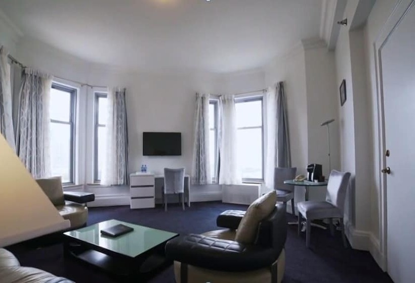 سوییت, Congress Plaza Hotel Chicago