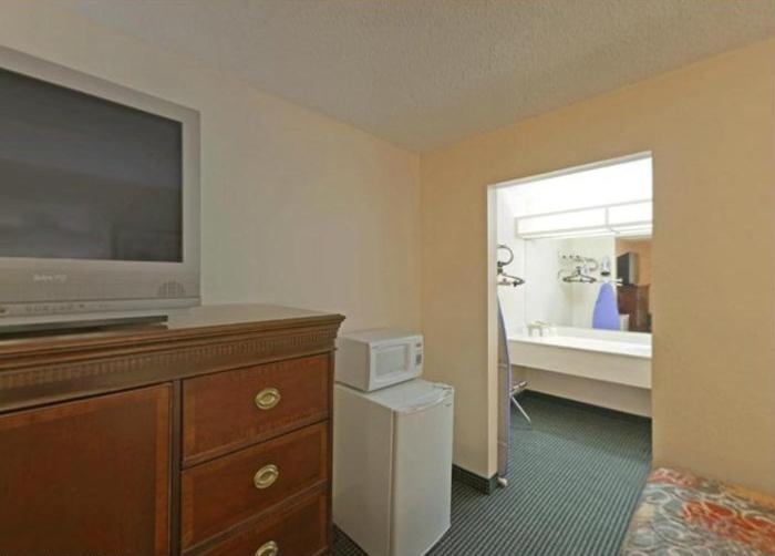 غرفة قياسية سرير كينج, Americas Best Value Inn Laredo