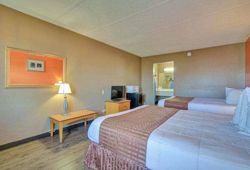 Camera Quadrupla Standard, Americas Best Value Inn Laredo