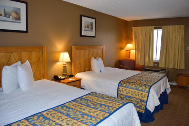 غرفة قياسية رباعية, Americas Best Value Inn Laredo