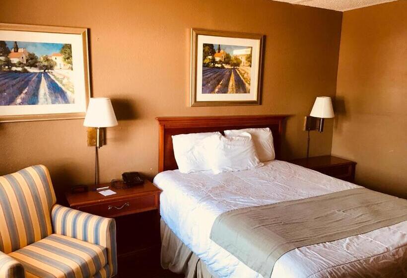 Standard Room Adapted for people with reduced mobility, Americas Best Value Inn Laredo