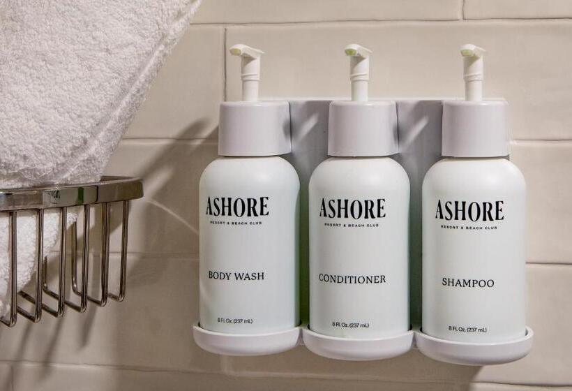 کابین, Ashore Resort & Beach Club