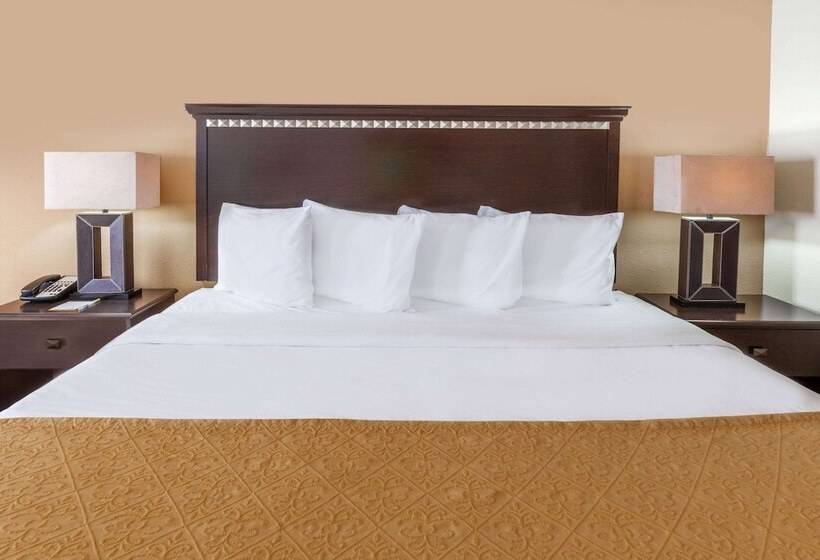 Quarto deluxe, Days Inn By Wyndham Sherman