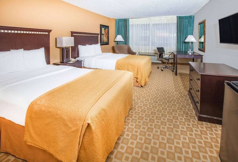 Deluxe Room, Days Inn By Wyndham Sherman