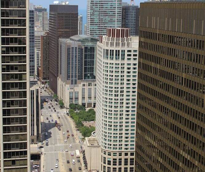 غرفه قياسيه سريرين مزدوجين, Fairmont Chicago Millennium Park